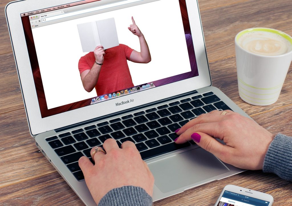 【越境EC】学校閉鎖にも負けない!自宅学習をサポートする商品を紹介します!